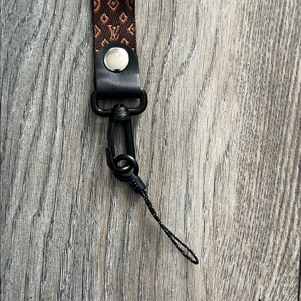 Ribbon LV * Lanyard - Picture 4 of 5